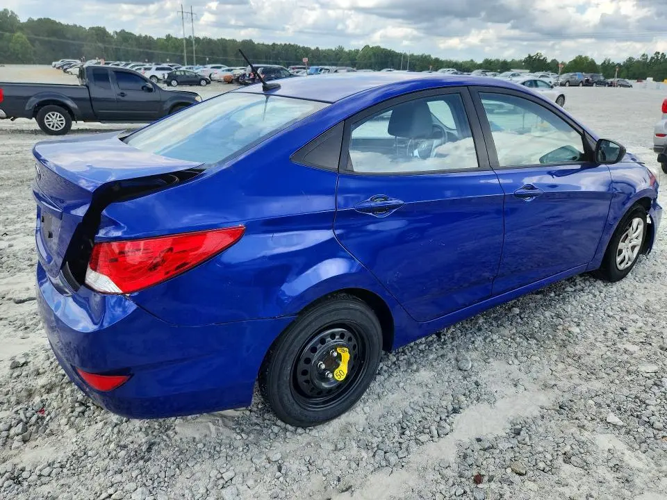 2013 HYUNDAI ACCENT GLS  