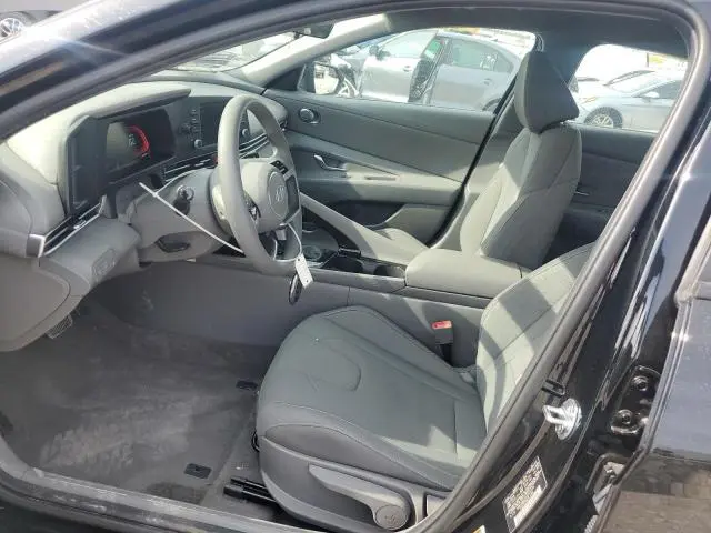 2025 HYUNDAI ELANTRA BLUE  