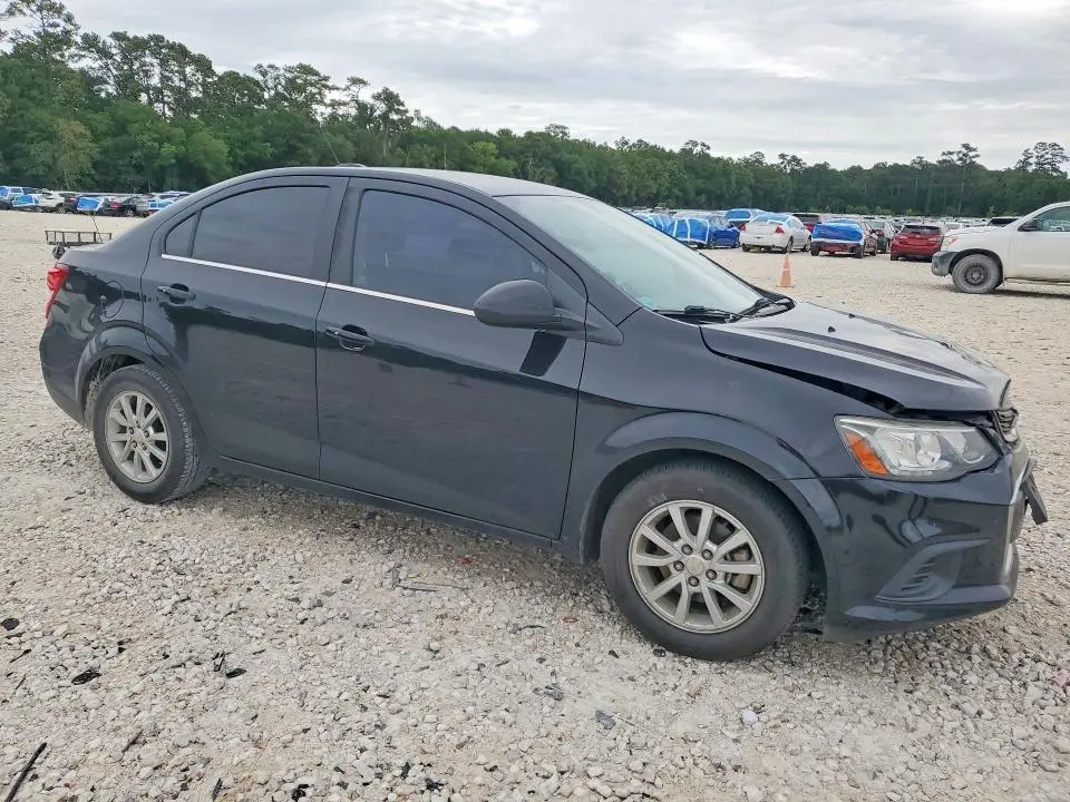 2018 CHEVROLET SONIC LT  