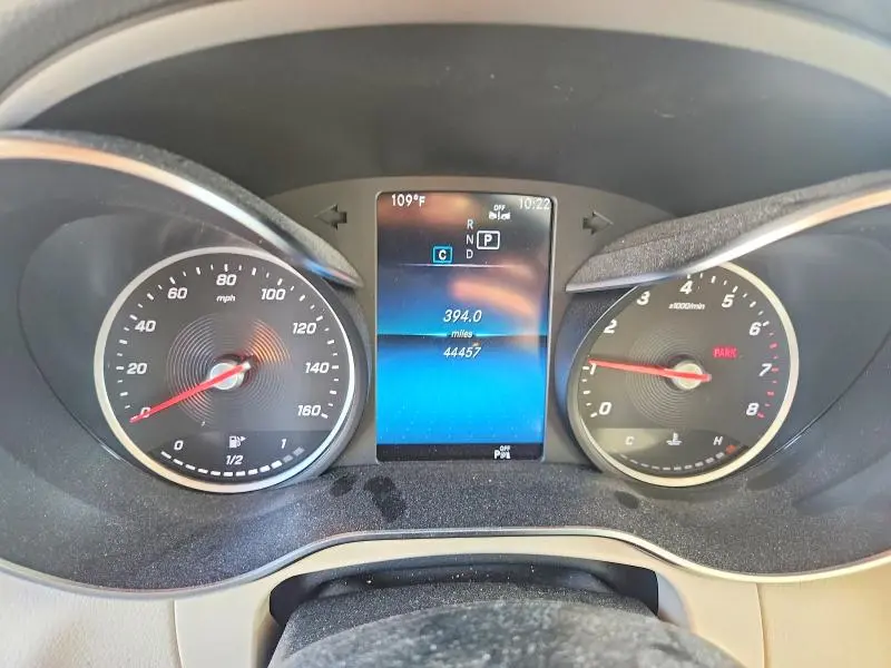 2022 MERCEDES-BENZ GLC 300  