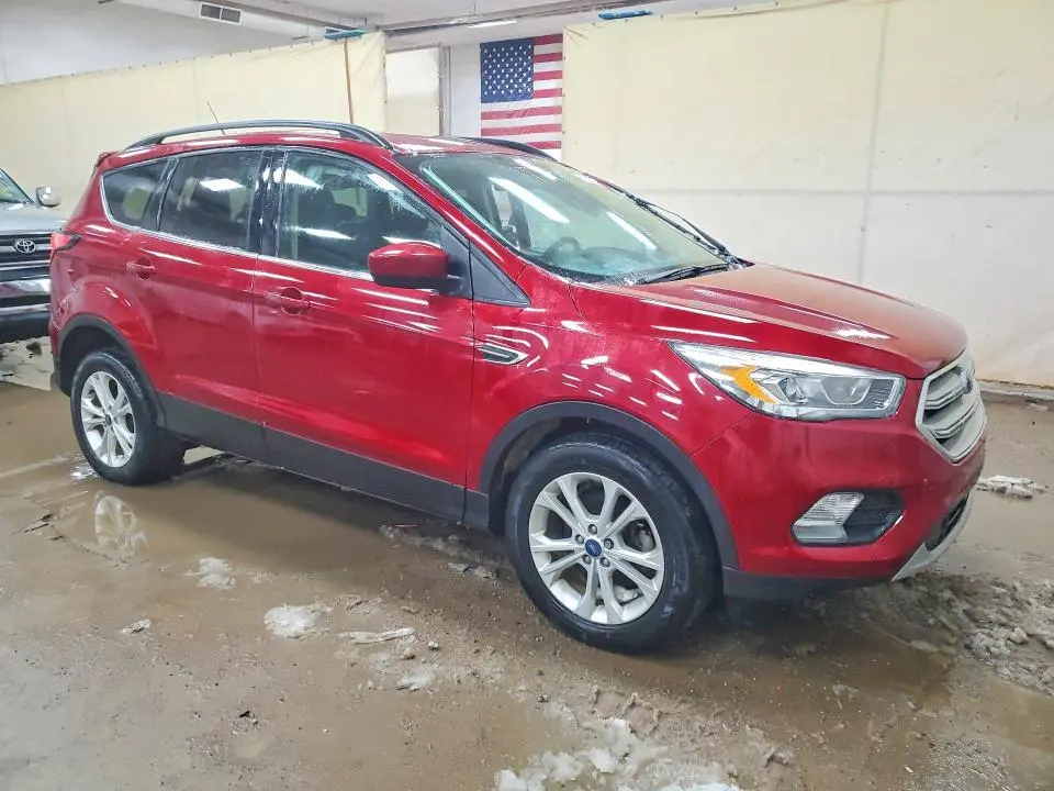 2018 FORD ESCAPE SEL  