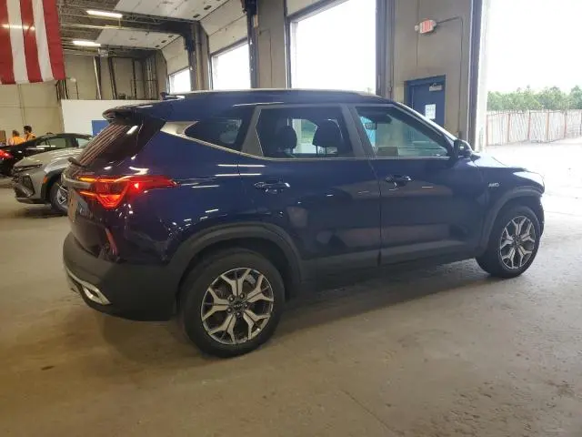 2022 KIA SELTOS EX  