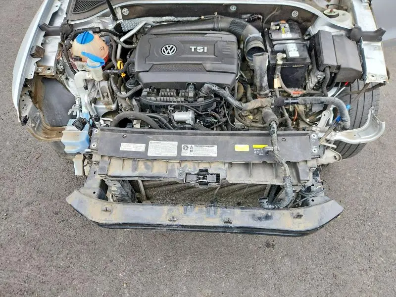 2017 VOLKSWAGEN PASSAT SE  