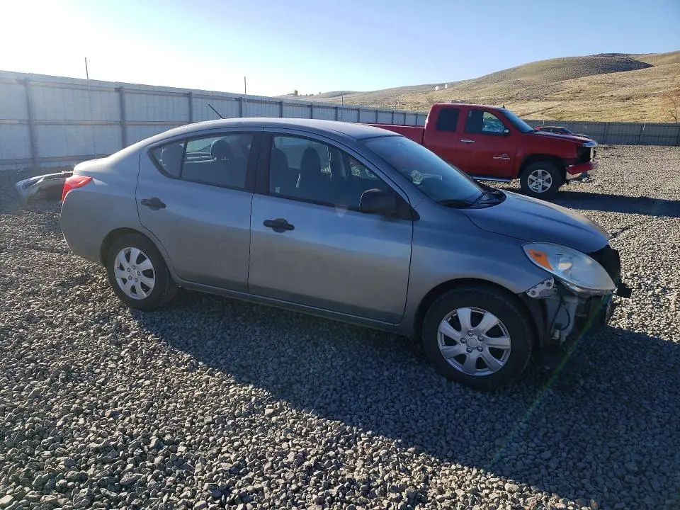 2014 NISSAN VERSA 1.6 S  
