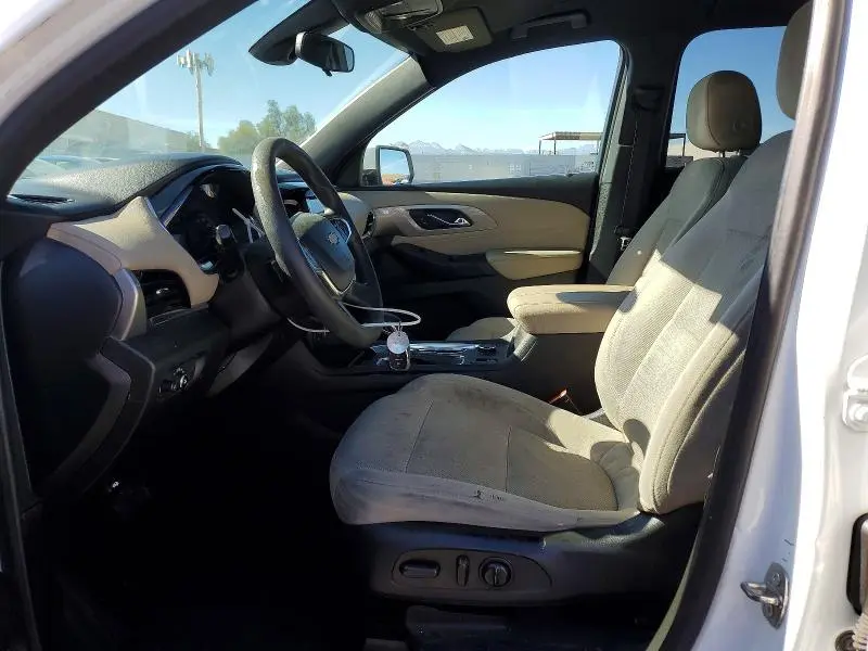 2022 CHEVROLET TRAVERSE LS  