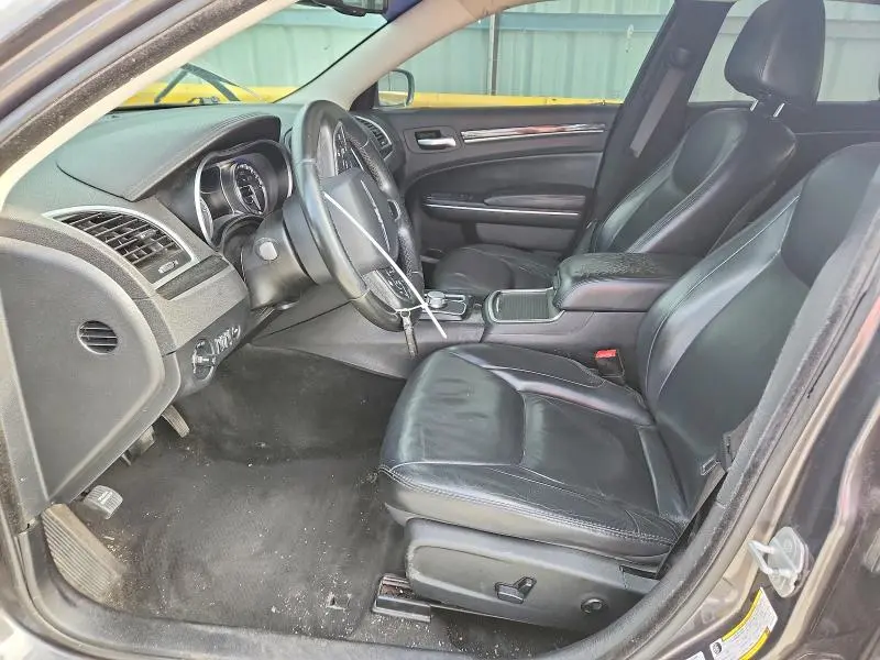 2016 CHRYSLER 300 LIMITED  