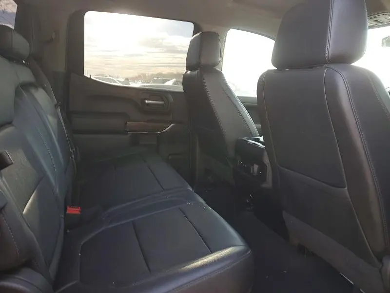 2021 CHEVROLET SILVERADO K1500 RST  