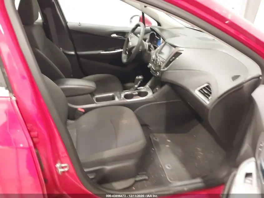 2017 CHEVROLET CRUZE LT AUTO