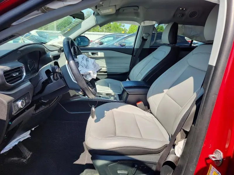 2021 FORD EXPLORER XLT  