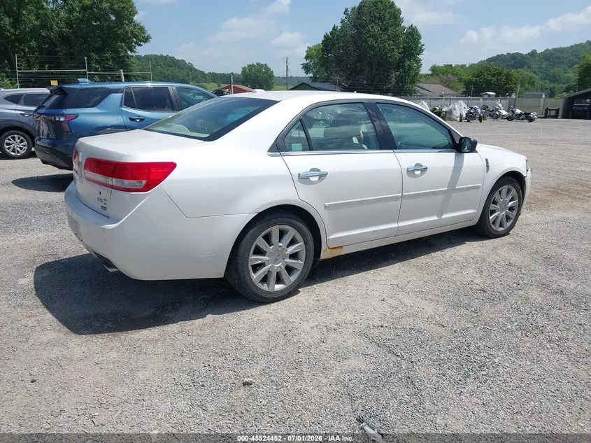 2010 LINCOLN MKZ  
