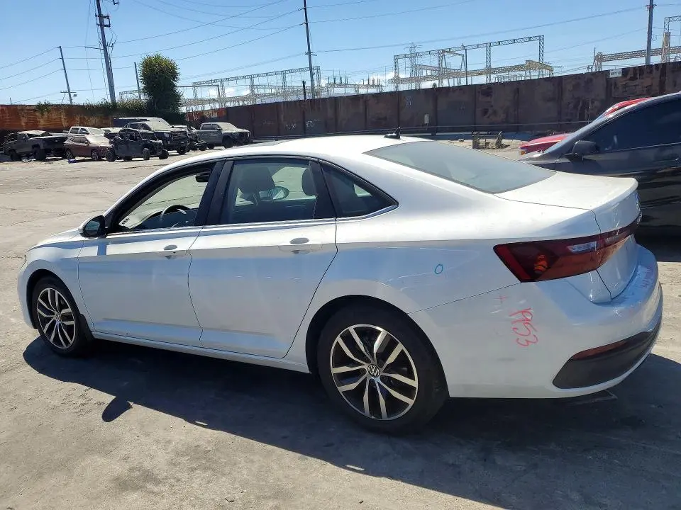2025 VOLKSWAGEN JETTA SE  