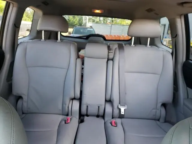 2011 TOYOTA HIGHLANDER HYBRID LIMITED