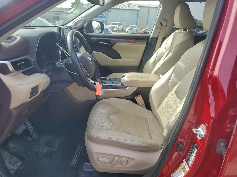 2020 TOYOTA HIGHLANDER LIMITED  