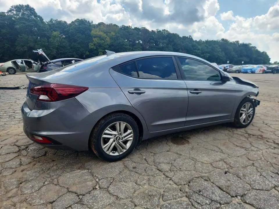 2019 HYUNDAI ELANTRA SEL  