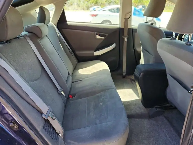 2013 TOYOTA PRIUS TWO  