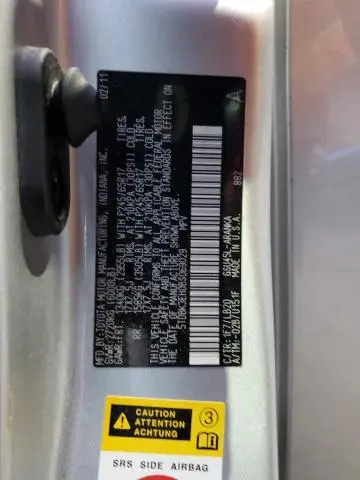 2011 TOYOTA HIGHLANDER BASE  