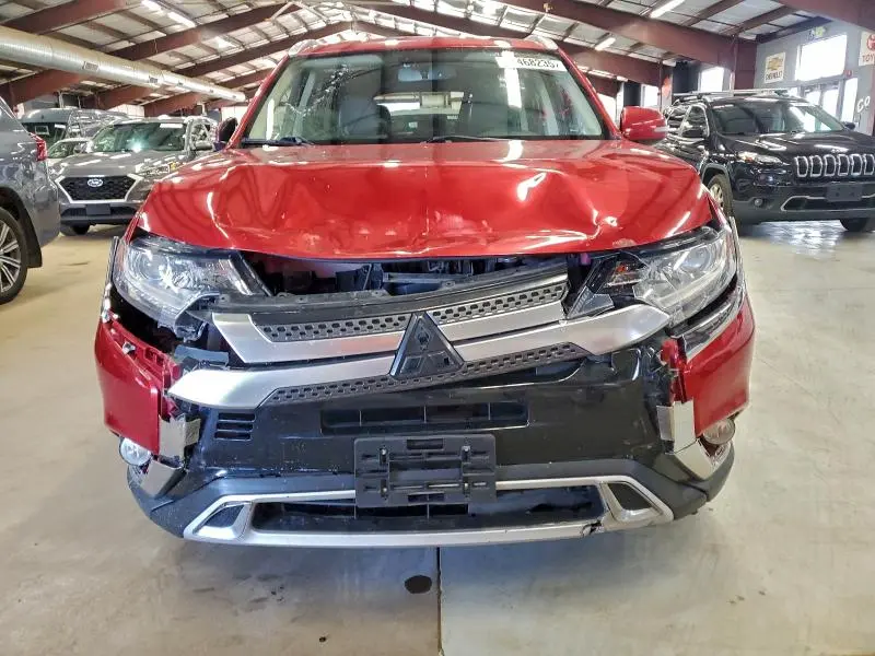 2019 MITSUBISHI OUTLANDER SE  