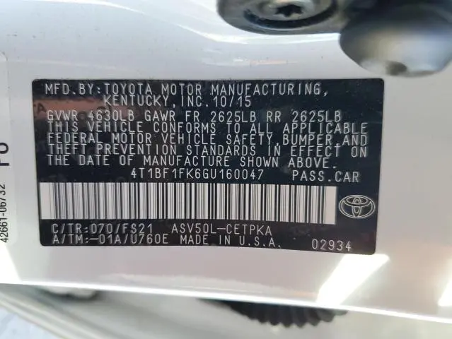 2016 TOYOTA CAMRY LE  