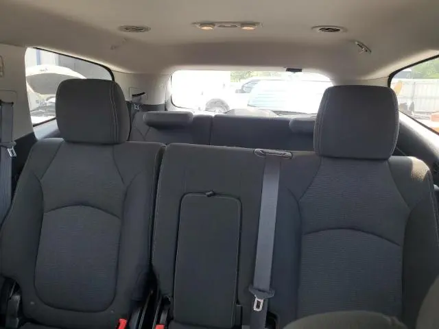 2013 CHEVROLET TRAVERSE LT  