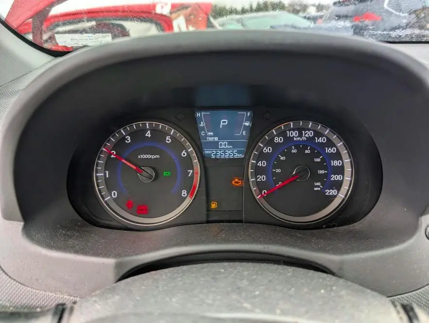 2013 HYUNDAI ACCENT GLS  