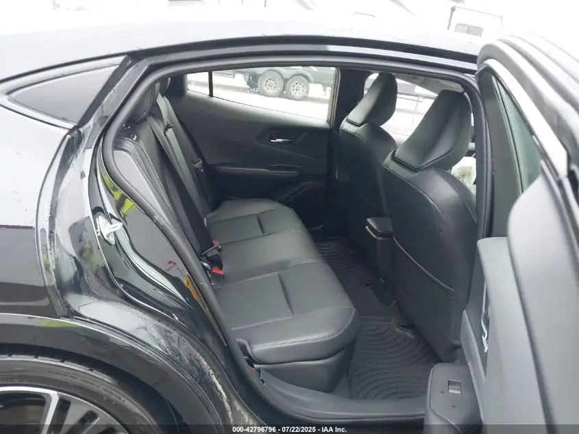 2024 TOYOTA PRIUS XLE AWD-E