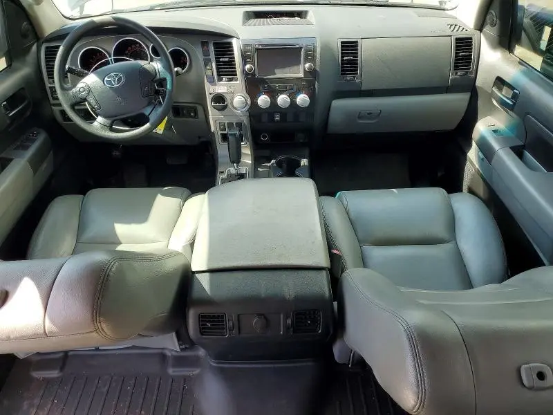 2013 TOYOTA TUNDRA CREWMAX SR5  