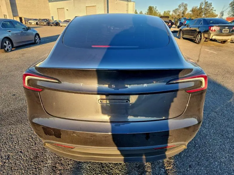 2025 TESLA MODEL 3   