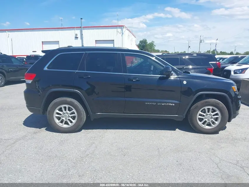 2019 JEEP GRAND CHEROKEE LAREDO E 4X4