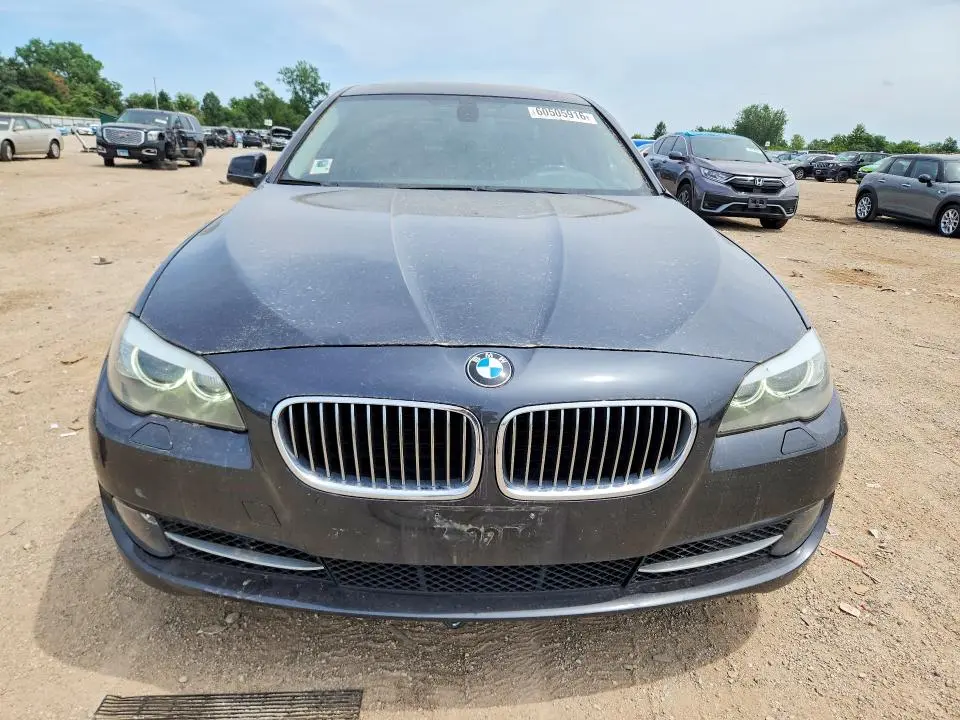 2011 BMW 528 I  