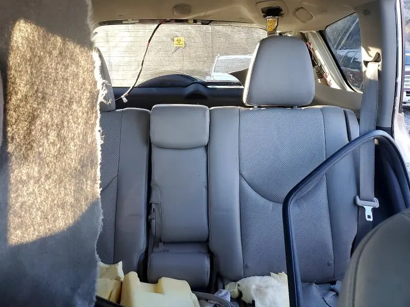 2012 TOYOTA RAV4 LIMITED  
