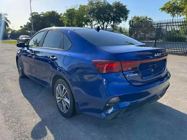 2022 KIA FORTE LXS  