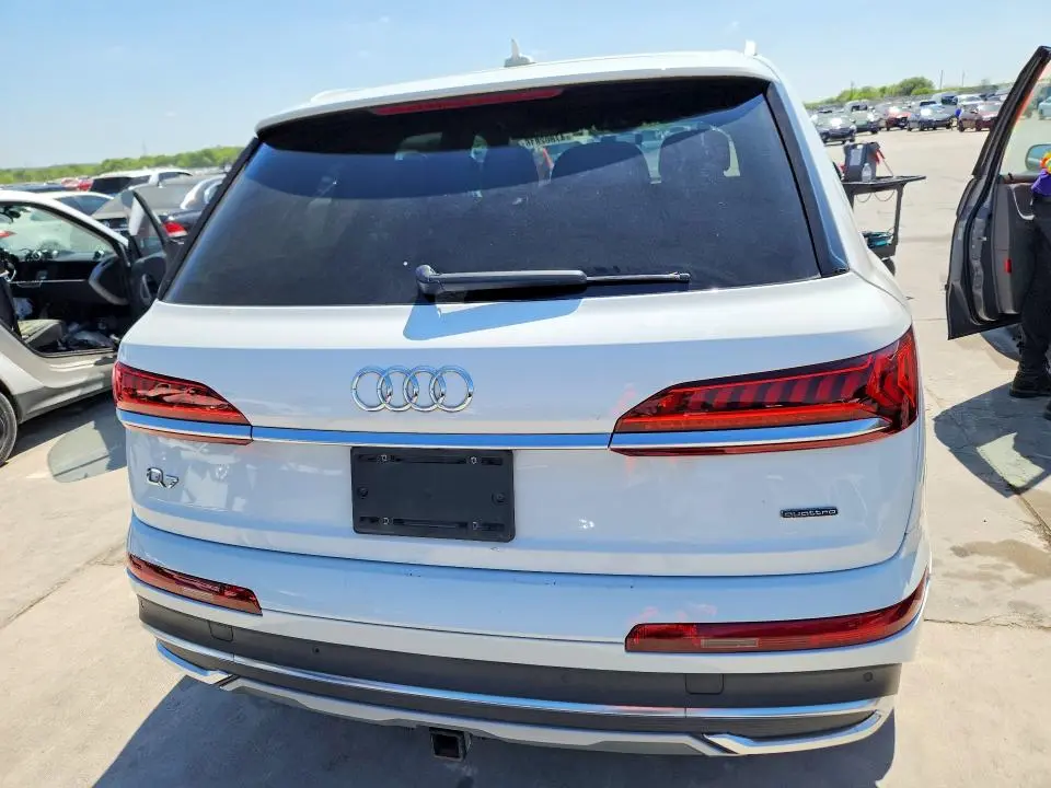 2021 AUDI Q7 PREMIUM  