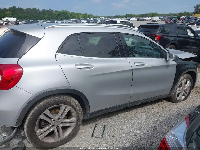 2016 MERCEDES-BENZ GLA 250  