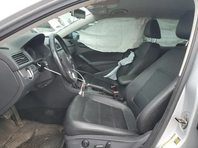 2014 VOLKSWAGEN PASSAT SE  