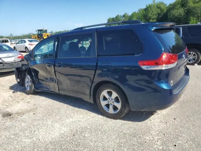 2011 TOYOTA SIENNA LE  