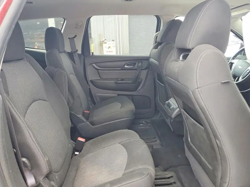 2017 CHEVROLET TRAVERSE LT  