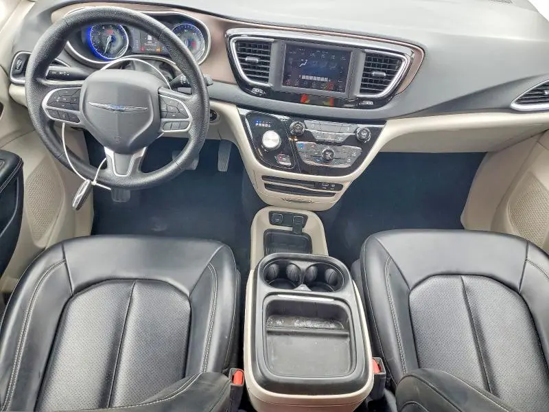 2020 CHRYSLER VOYAGER LXI  