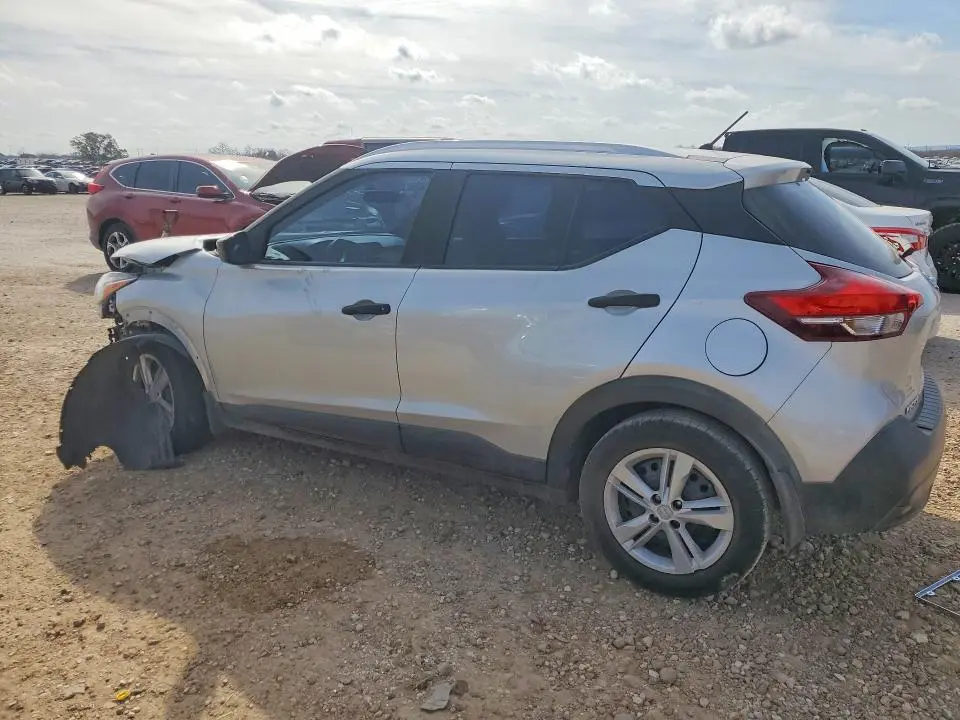 2018 NISSAN KICKS S  
