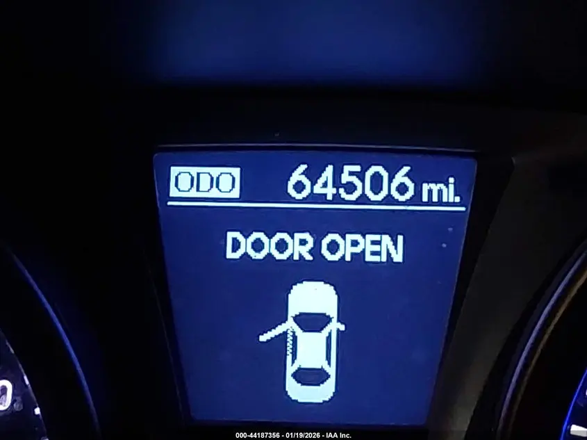 2013 HYUNDAI GENESIS 3.8 TRACK