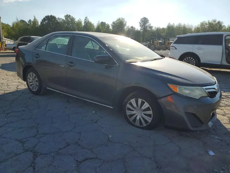 2012 TOYOTA CAMRY LE  