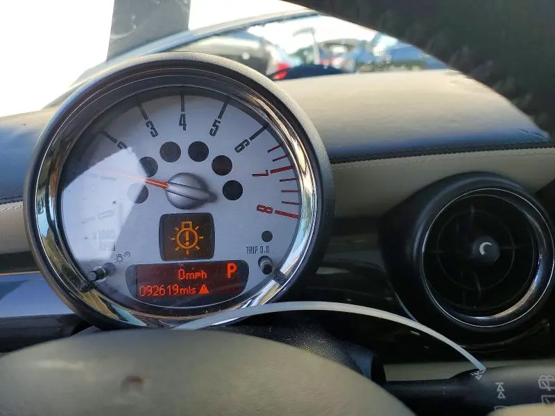 2012 MINI COOPER S  