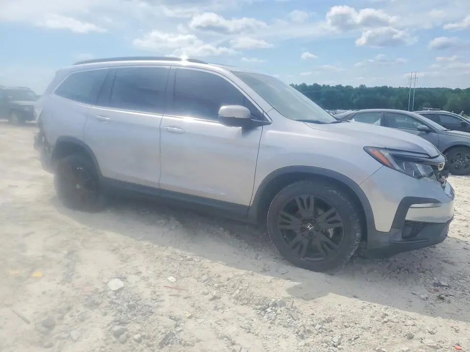 2022 HONDA PILOT SE  
