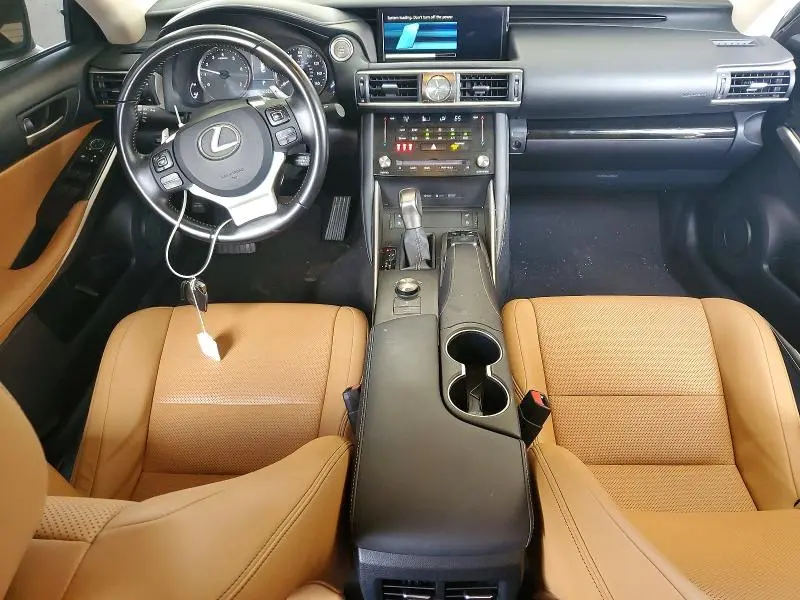 2017 LEXUS IS 300  