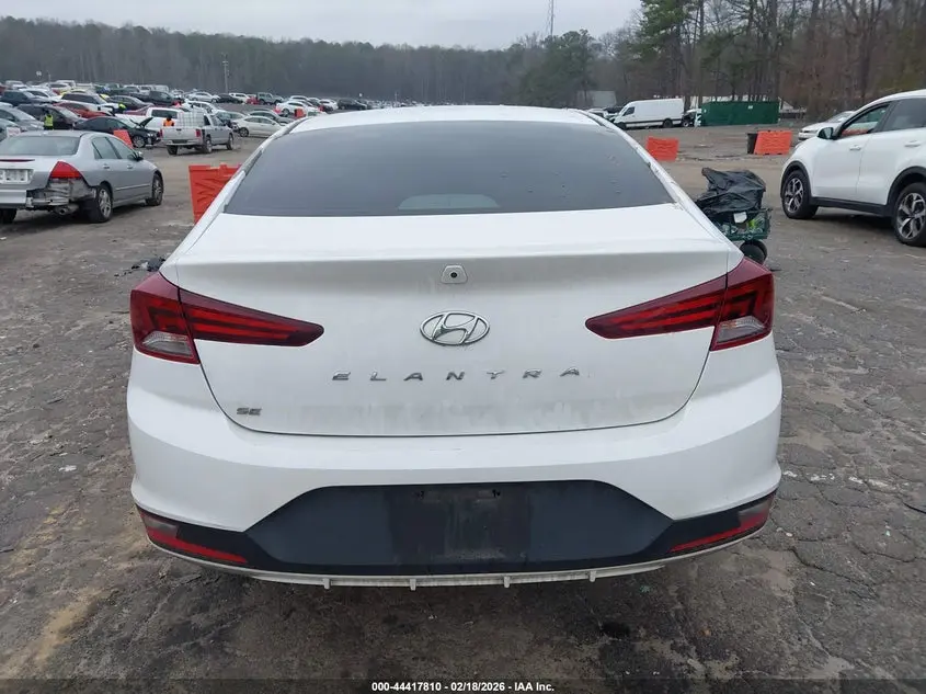 2019 HYUNDAI ELANTRA SE