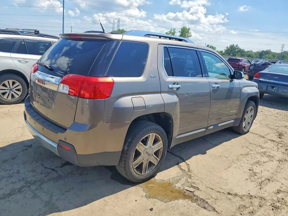 2010 GMC TERRAIN SLT  