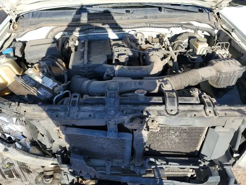 2015 NISSAN FRONTIER S  