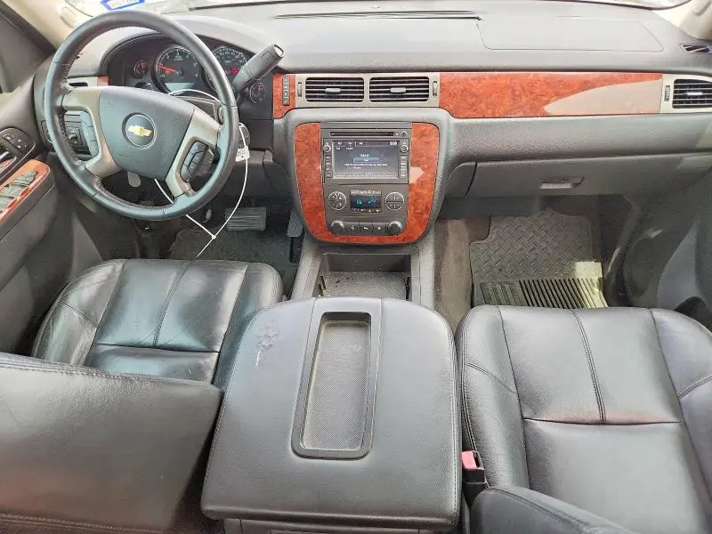 2011 CHEVROLET SILVERADO C1500 LTZ  