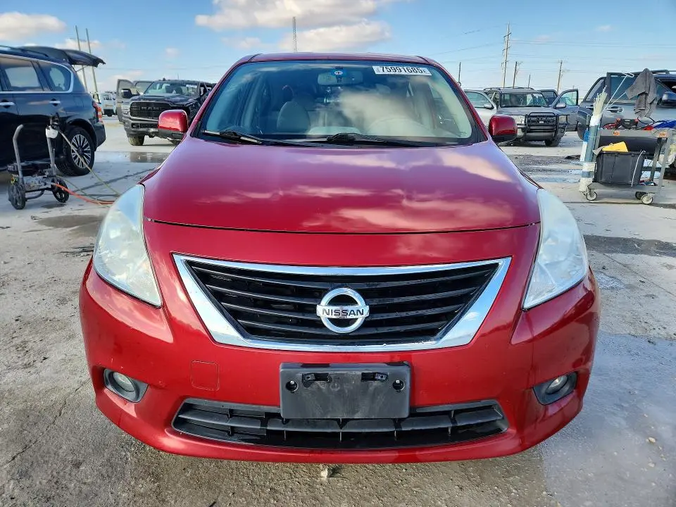 2013 NISSAN VERSA 1.6 S  