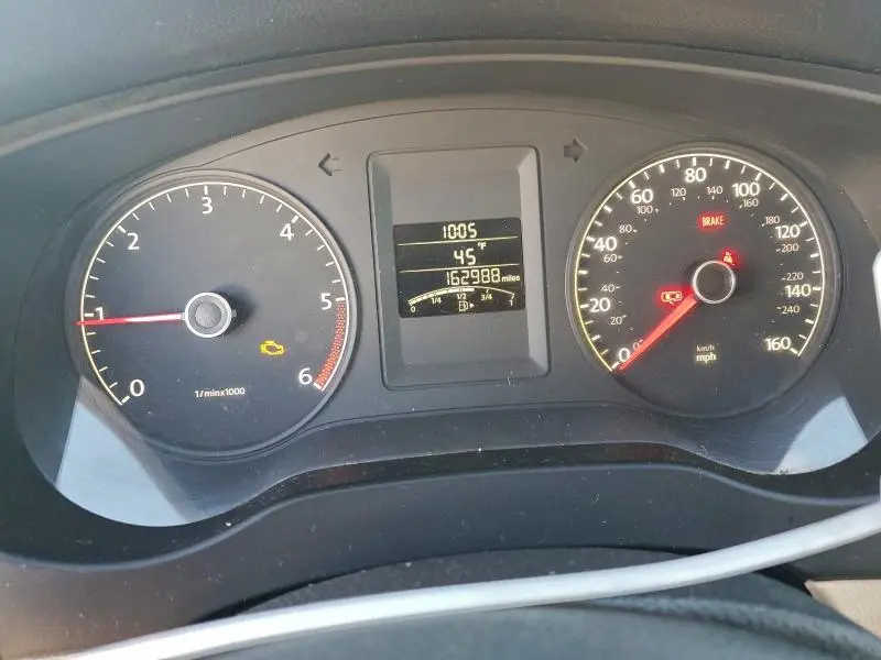 2011 VOLKSWAGEN JETTA TDI  