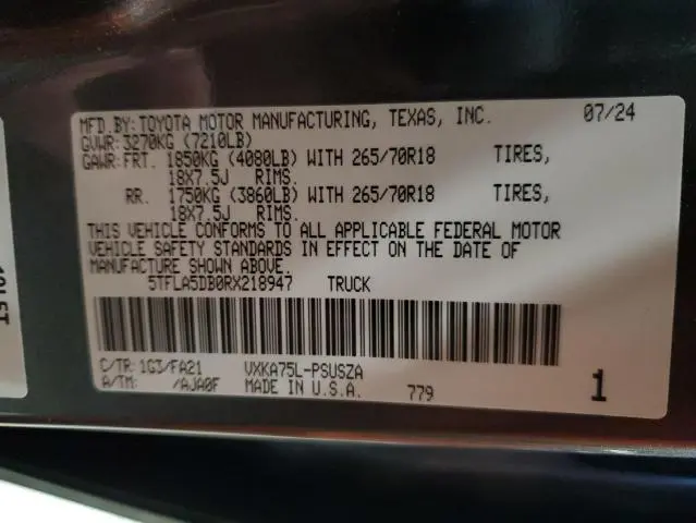 2024 TOYOTA TUNDRA CREWMAX SR  